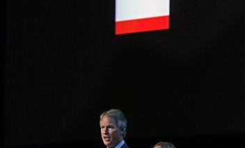 Gary Pruitt, Julie Pace