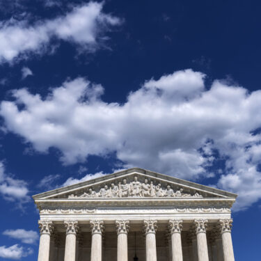 AP_21168641976636_hm-SCOTUS1.jpg
