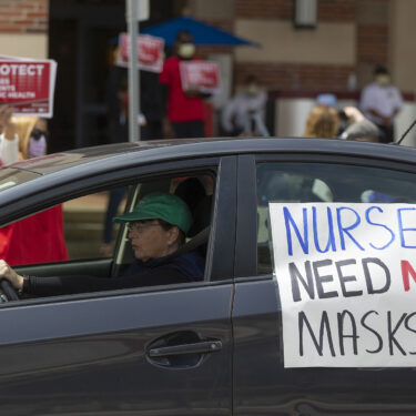 AP_20114552307226_hm-masks-1.jpg