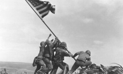 IWO JIMA FLAG RAISING