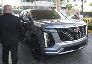 Influencer brothers Andrew and Tristan Tate arrive, Thursday, Feb. 27, 2025, in Fort Lauderdale, Fla. The brothers were charged with human trafficking in Romania and arrived in the U.S. after authorities lifted travel restrictions. (AP Photo/Marta Lavandier)