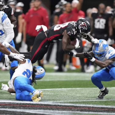 APTOPIX Lions Falcons Football