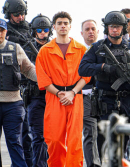 Murder suspect Luigi Mangione extradited to NYC – 12/19/24