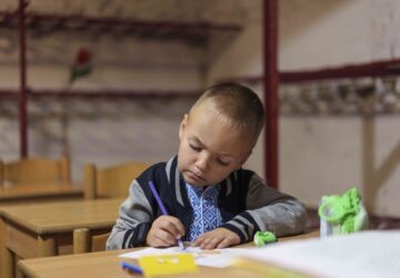 Russia Ukraine War Underground School