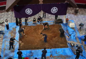 APTOPIX Britain Sumo