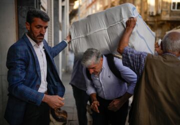 Turkey Istanbul Porters Photo Essay