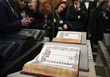 Italy Renaissance Bible