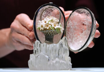 APTOPIX Britain Auction