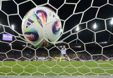 YE Sports Photo Gallery