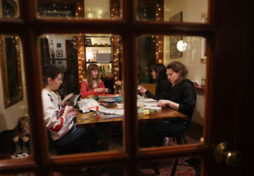 Internet Phone Offline Movement