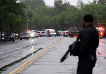 APTOPIX White House Lockdown