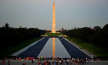 APTOPIX Lincoln Memorial Reflecting Pool