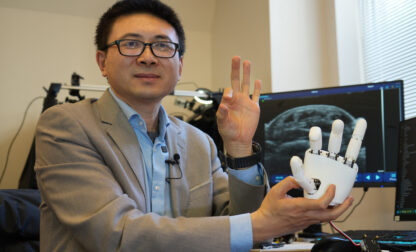AI Robot Hands Wristband