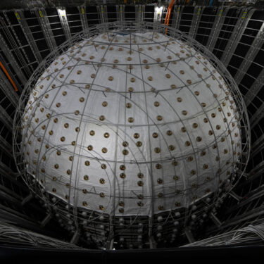 Neutrino Detector