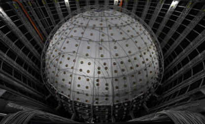 Neutrino Detector