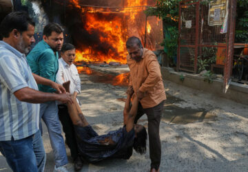 APTOPIX India Hotel Fire