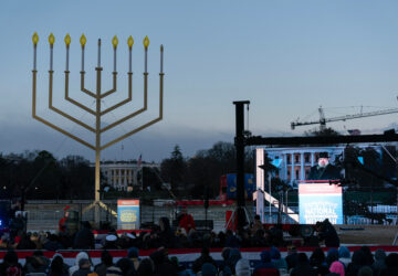 AP Poll US Jews Divisions