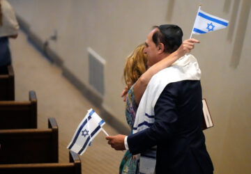 AP Poll Jewish Age Divides