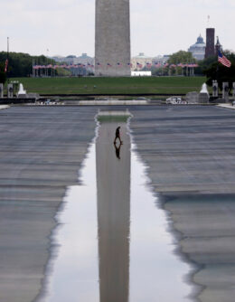 APTOPIX Lincoln Memorial Reflecting Pool