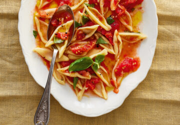 Food-Voracious-No-Cook Tomato Sauce