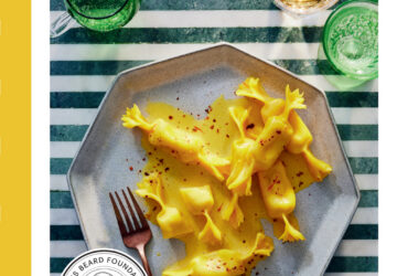 Food-Voracious-No-Cook Tomato Sauce