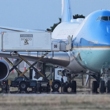 Air Force One Trump