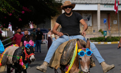 Lebanon Donkey Racing