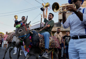 Lebanon Donkey Racing