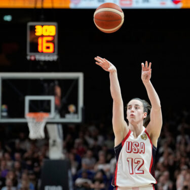 WCup United States Czechia Basketball