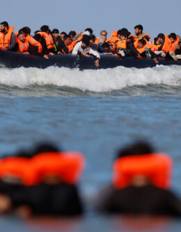 France Britain Migration