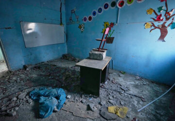 APTOPIX Iran School