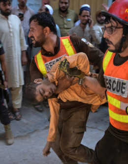 APTOPIX Pakistan School Roof Collapse