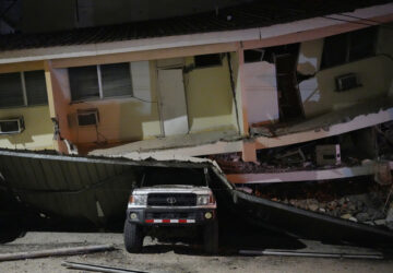 APTOPIX Panama Earthquake
