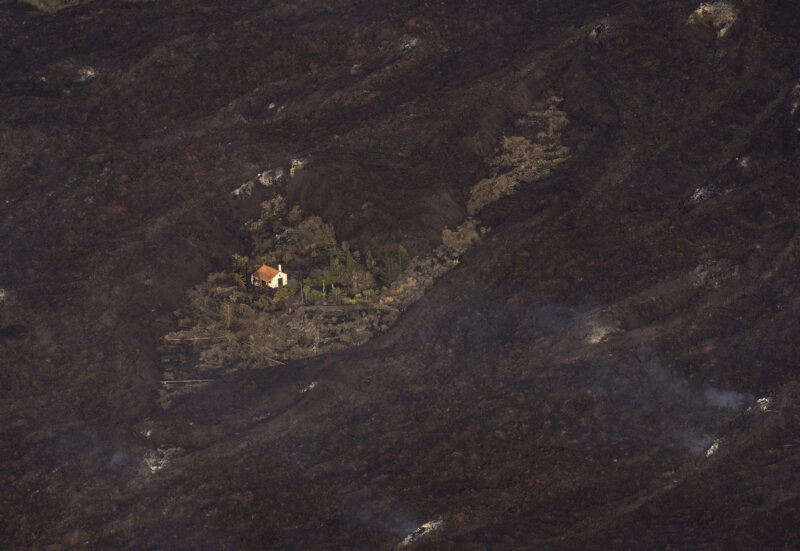 AP 21266665715221 hm volcano ss