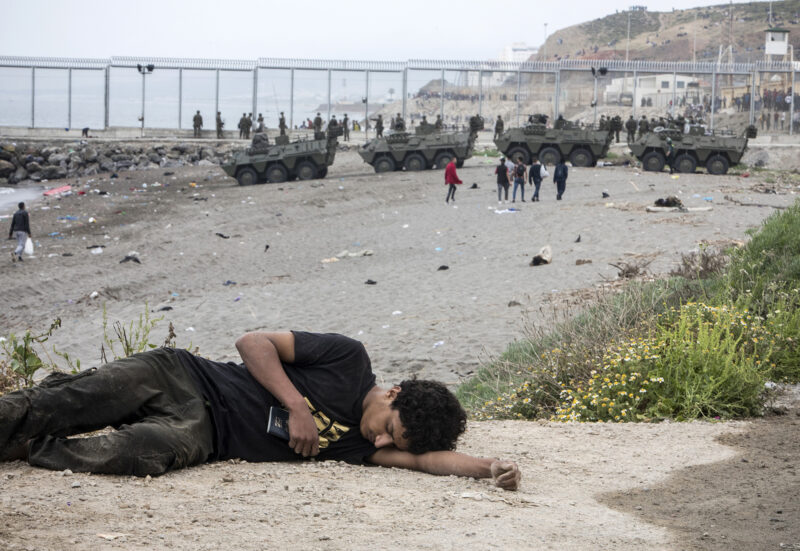Migrants Ap 21138341012452Hm Cueta Ss