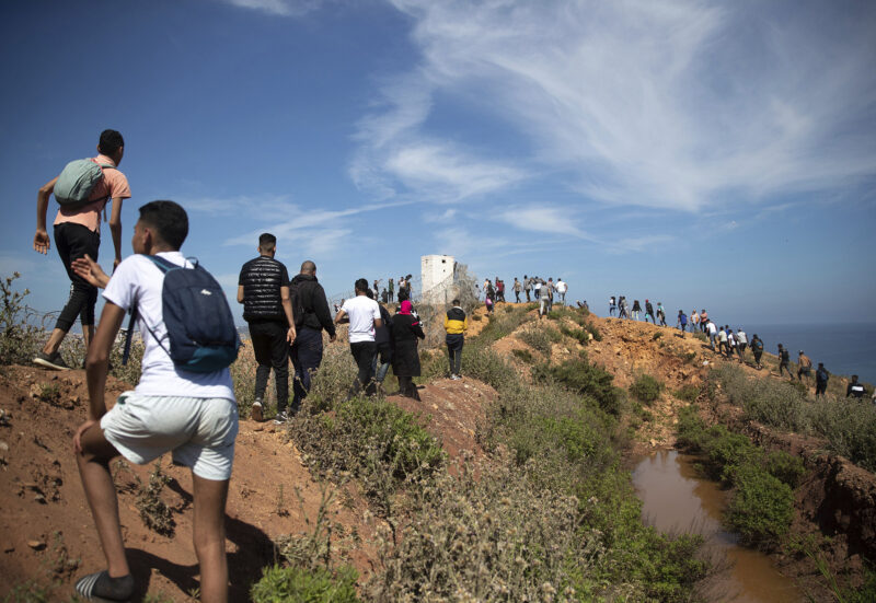 Migrants Ap 21138772512797Hm Cueta Ss